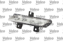 Load image into Gallery viewer, Clio Front Right Daytime Running Light LED Lamp Fits Renault Captur Valeo 44898